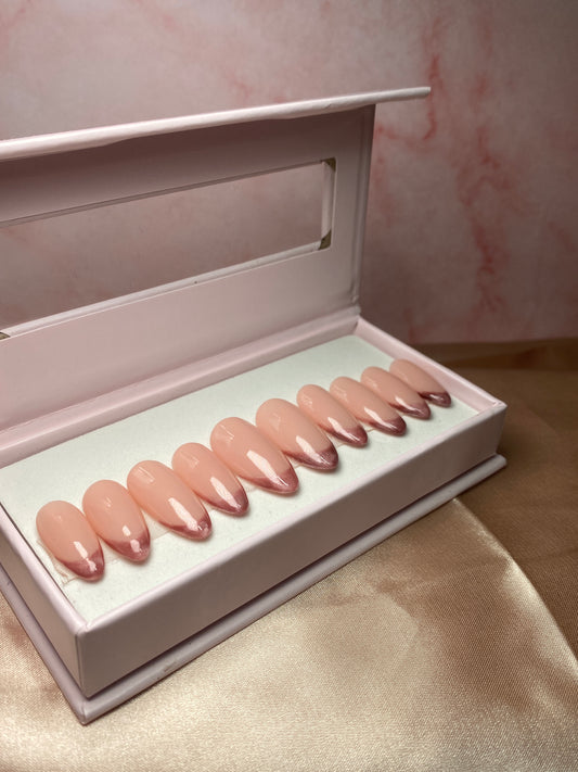 'Aurora' - Pink Cat-Eye French Tip