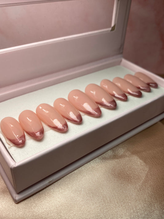 'Aurora' - Pink Cat-Eye French Tip